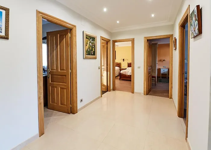 Extrahotelero Casa Ernestina 3*