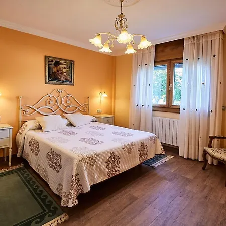 Extrahotelero Casa Ernestina 3* Castillo (Cantabria)