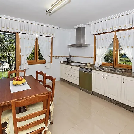 Extrahotelero Casa Ernestina Castillo (Cantabria)