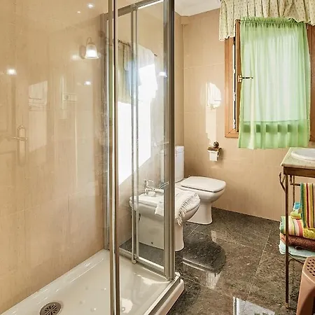 Extrahotelero Casa Ernestina 3*