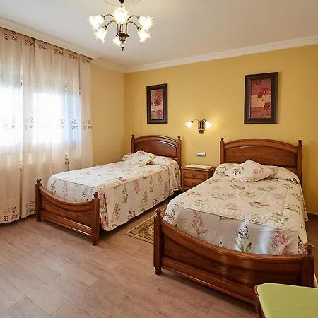 Extrahotelero Casa Ernestina 3* Castillo (Cantabria)